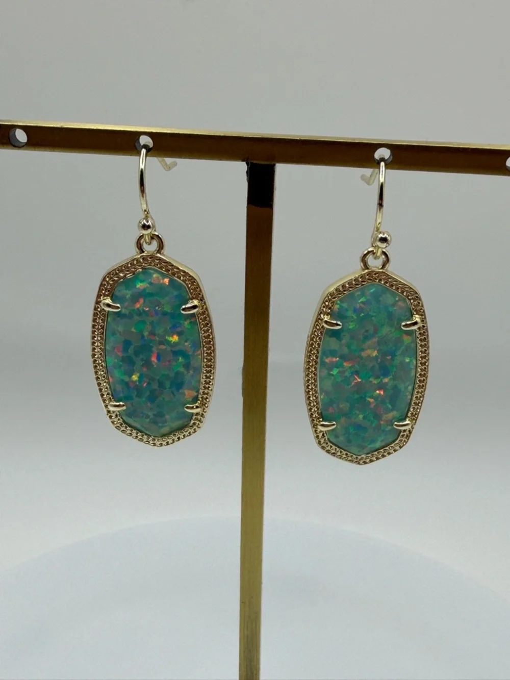 Kendra Scott Dani Gold Earrings in Aqua Kyocera Opal - Picture 4 of 8
